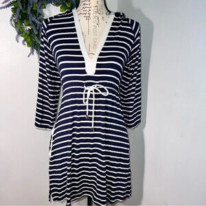 Dakini,M pocketed deepV contrast yoke, tassel drawstring waist side vents,hooded